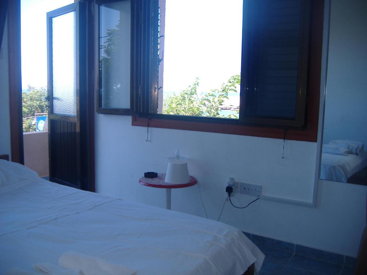 Theresa Hotel At Karpaz Peninsula Agia Trias Екстериор снимка