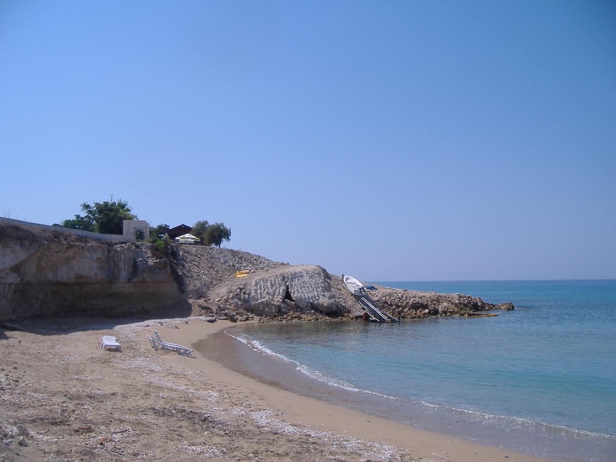 Theresa Hotel At Karpaz Peninsula Agia Trias Екстериор снимка